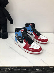 Jordan 1 Retro High Fearless UNC Chicago